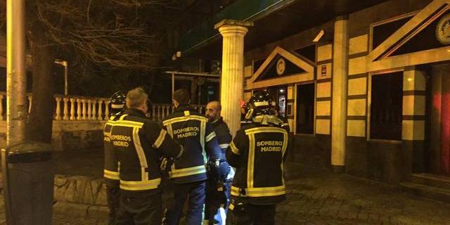 26 heridos leves por el desplome del falso techo en la Discoteca la Suegra