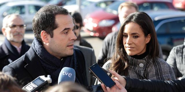 Aguado y Villacís reclaman mejoras en infraestructuras en el barrio &quot;olvidado&quot; de Aravaca