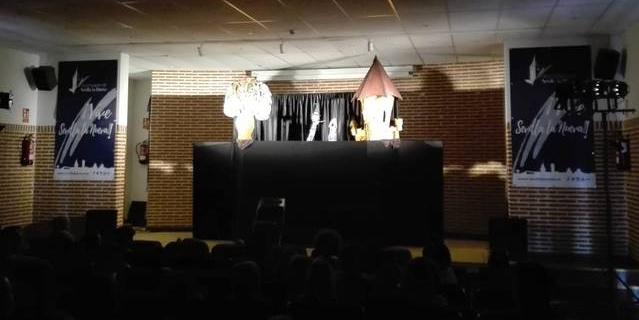 Más de un centenar de vecinos de Sevilla La Nueva han disfrutado de cada espectáculo de ¡Viva el Domingo!