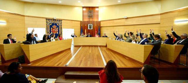 El Pleno de Las Rozas aprueba destinar 2,2 millones al año a la conservación de vías públicas