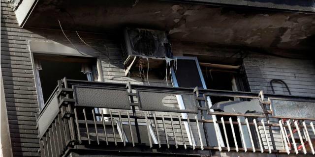 Un hombre que se quemó a lo bonzo causó el incendio en un piso de Madrid