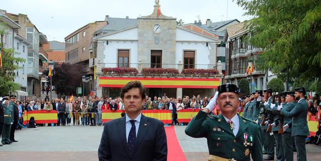 Galapagar homenajea a la bandera por décimo año consecutivo