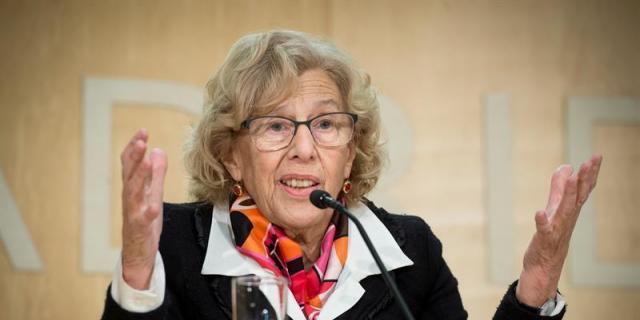 Carmena considera que no hay que "empeñarse" en pactar antes de las elecciones