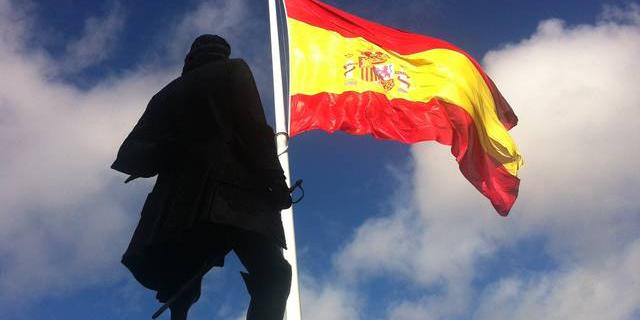 Abascal arranca la campaña junto al monumento de Blas de Lezo en Madrid