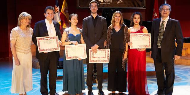 Dominic Chamot gana el XX Concurso Internacional de Piano Compositores de España, celebrado en Las Rozas Dominic Chamot gana el XX Concurso Internacional de Piano Compositores de España, celebrado en Las Rozas