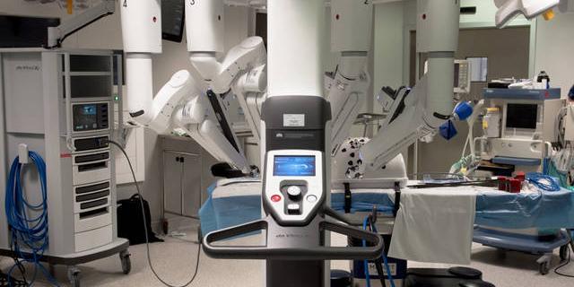 El hospital HLA Universitario Moncloa tratará la obesidad con la cirugía robótica Da Vinci