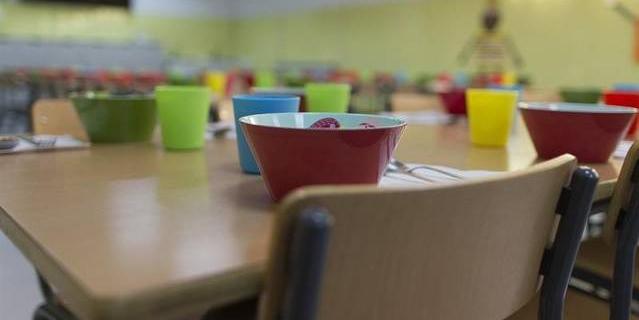 Los alumnos con beca de comedor por RMI de Galapagar podrán recoger un menú diario en el Telepizza