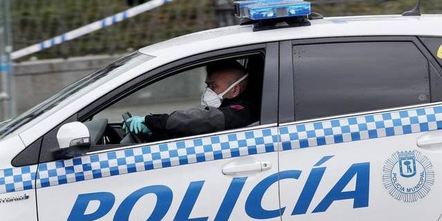 Detenido un joven de 22 años por agredir a su madre en varias ocasiones en su piso de Tetuán