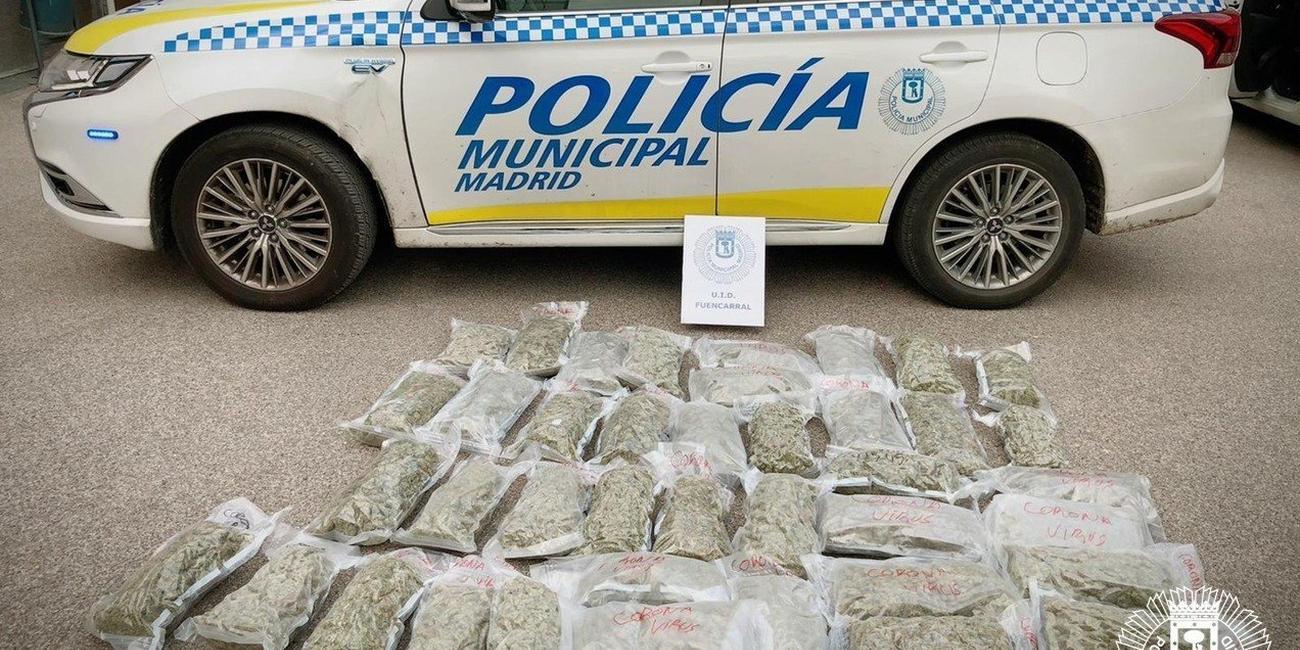 Requisados más de 21 kilos de marihuana con la inscripción 'Coronavirus' tras una persecución policial en Madrid