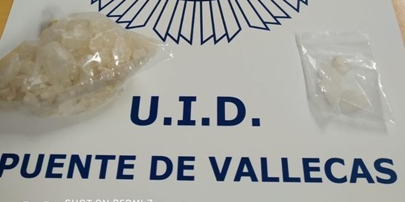 Detenido un hombre por intentar usar una empresa de reparto para enviar mefedrona