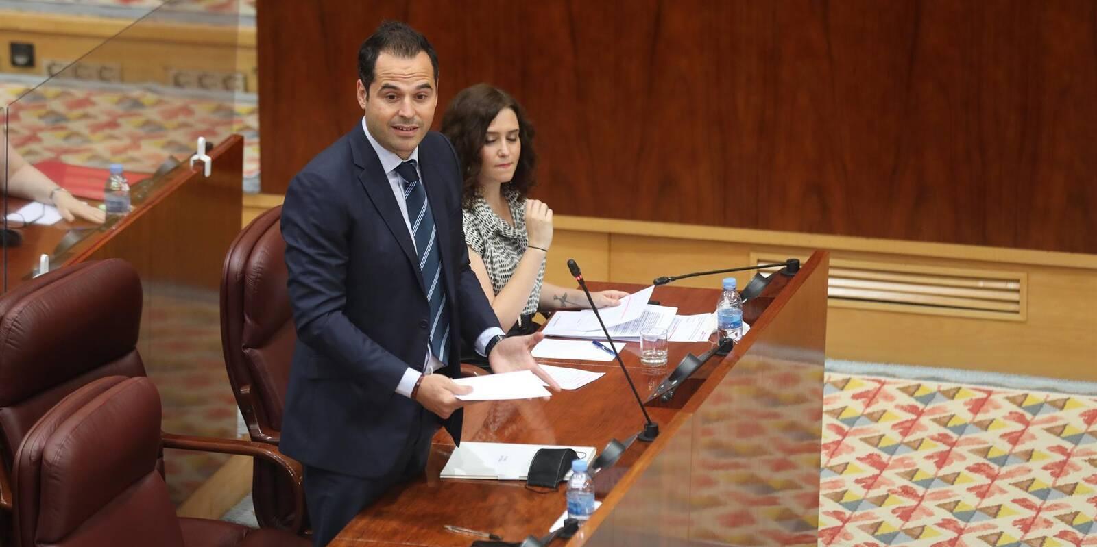 Aguado asegura que el Gobierno regional acudirá a la comisión de residencias para dar "todo tipo de explicaciones"