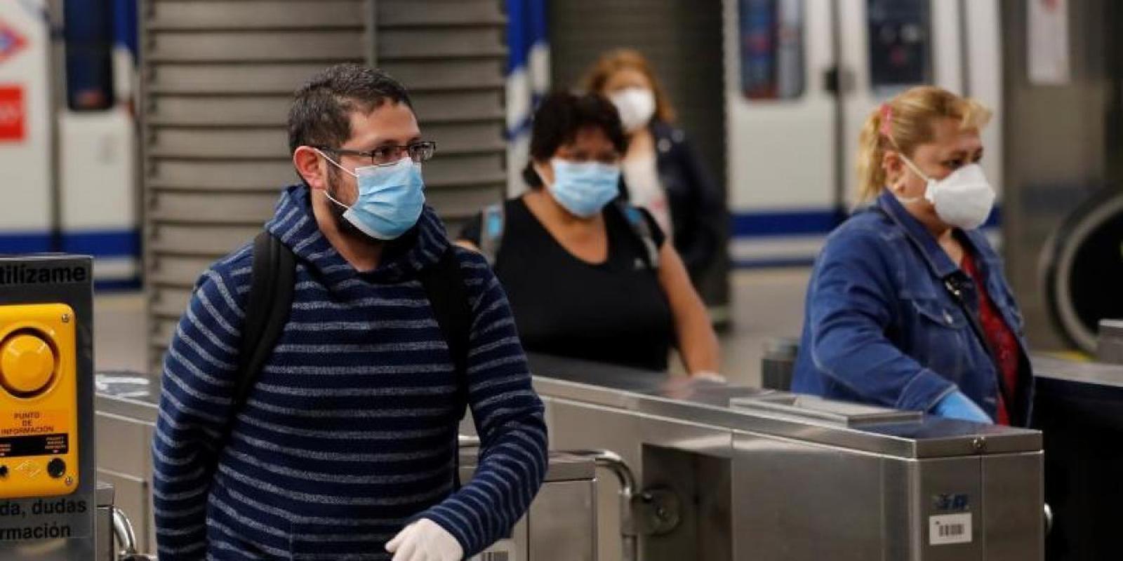 La Comunidad pide evitar las interacciones sociales innecesarias pero rechaza el freno de la actividad