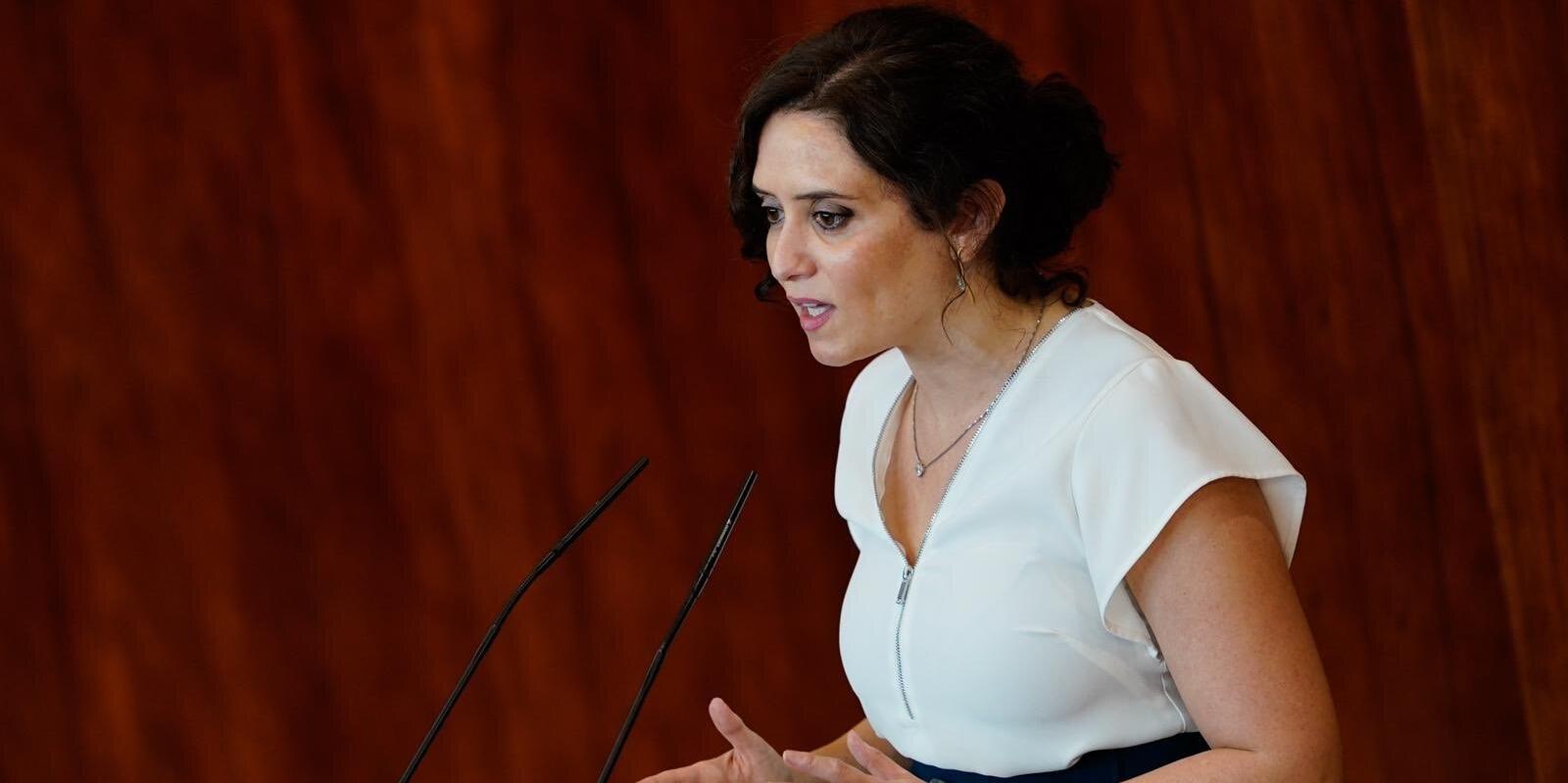 Díaz Ayuso denuncia una "despiadada" campaña de "difamación y desprestigio personal" contra ella desde La Moncloa