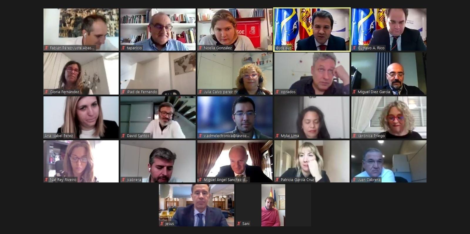 El Pleno de Las Rozas aprueba crear 10 plazas nuevas de policía local y 16 de auxiliar administrativo