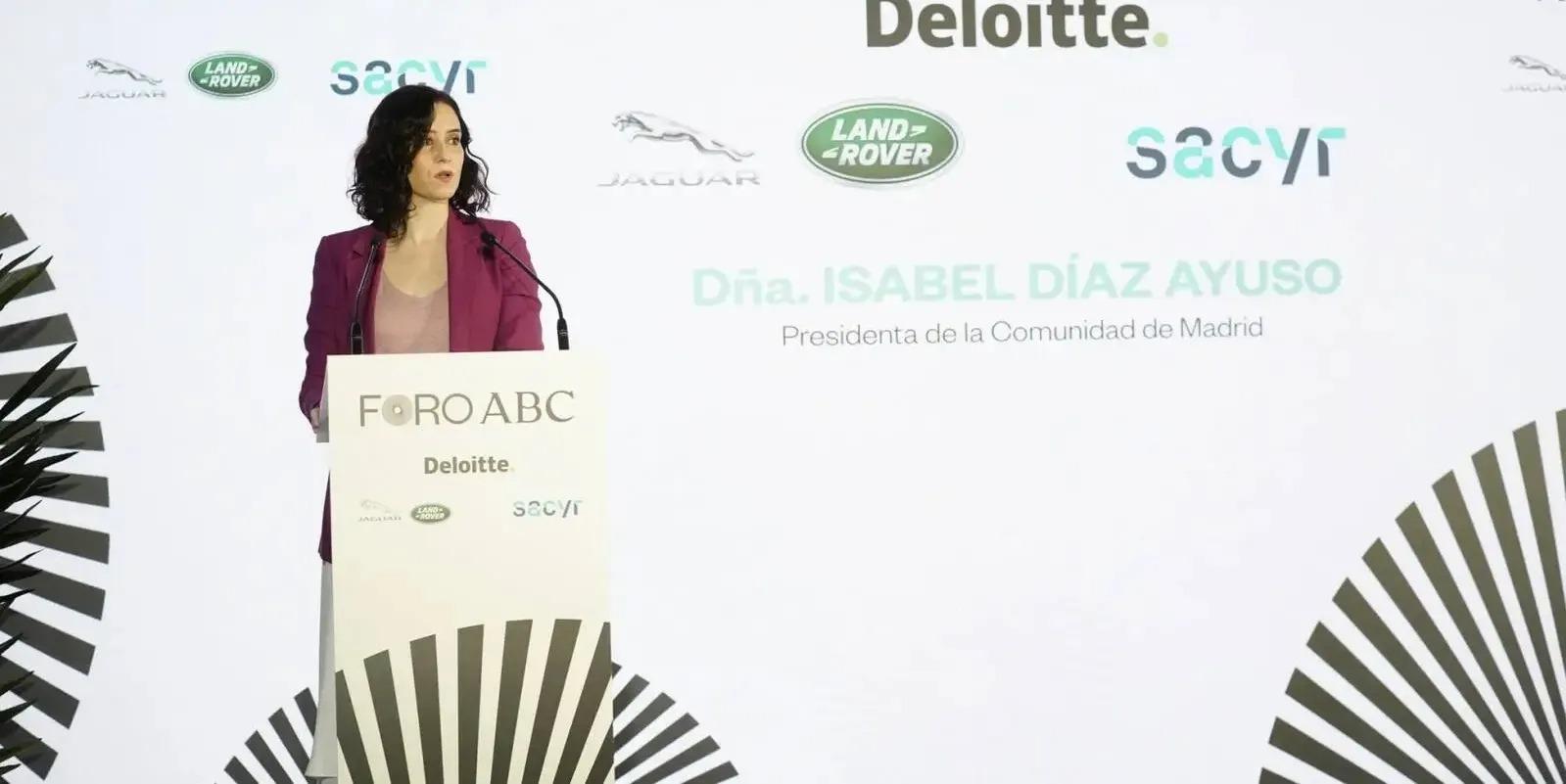 Díaz Ayuso propone que el salario mínimo esté exento de impuestos y cotizaciones