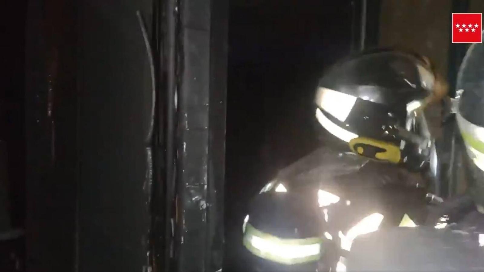 Un incendio sin heridos calcina una vivienda ocupada en San Sebastián de Los Reyes