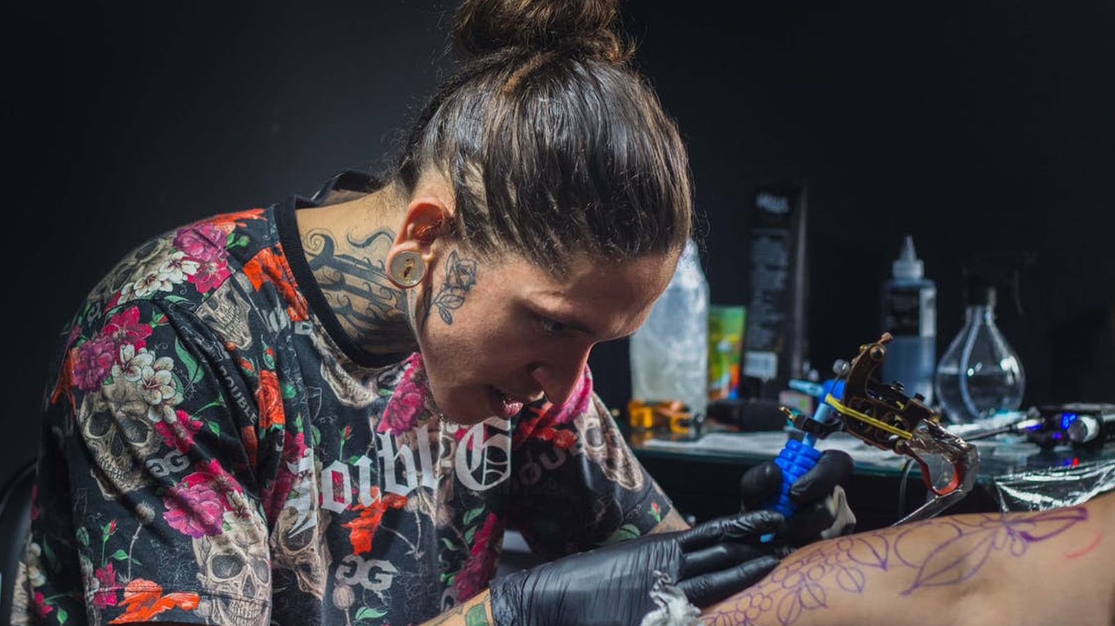 Una escuela que lleva desde 2008 enseñando a tatuar Una escuela que lleva desde 2008 enseñando a tatuar