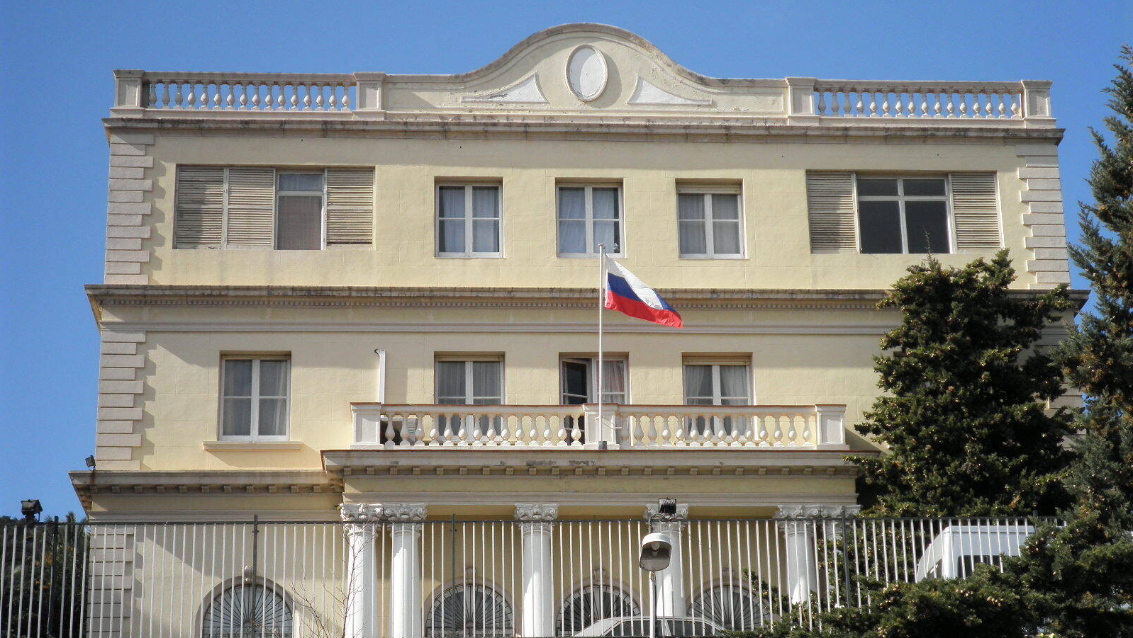 La Embajada rusa en Madrid condena el envío de paquetes explosivos