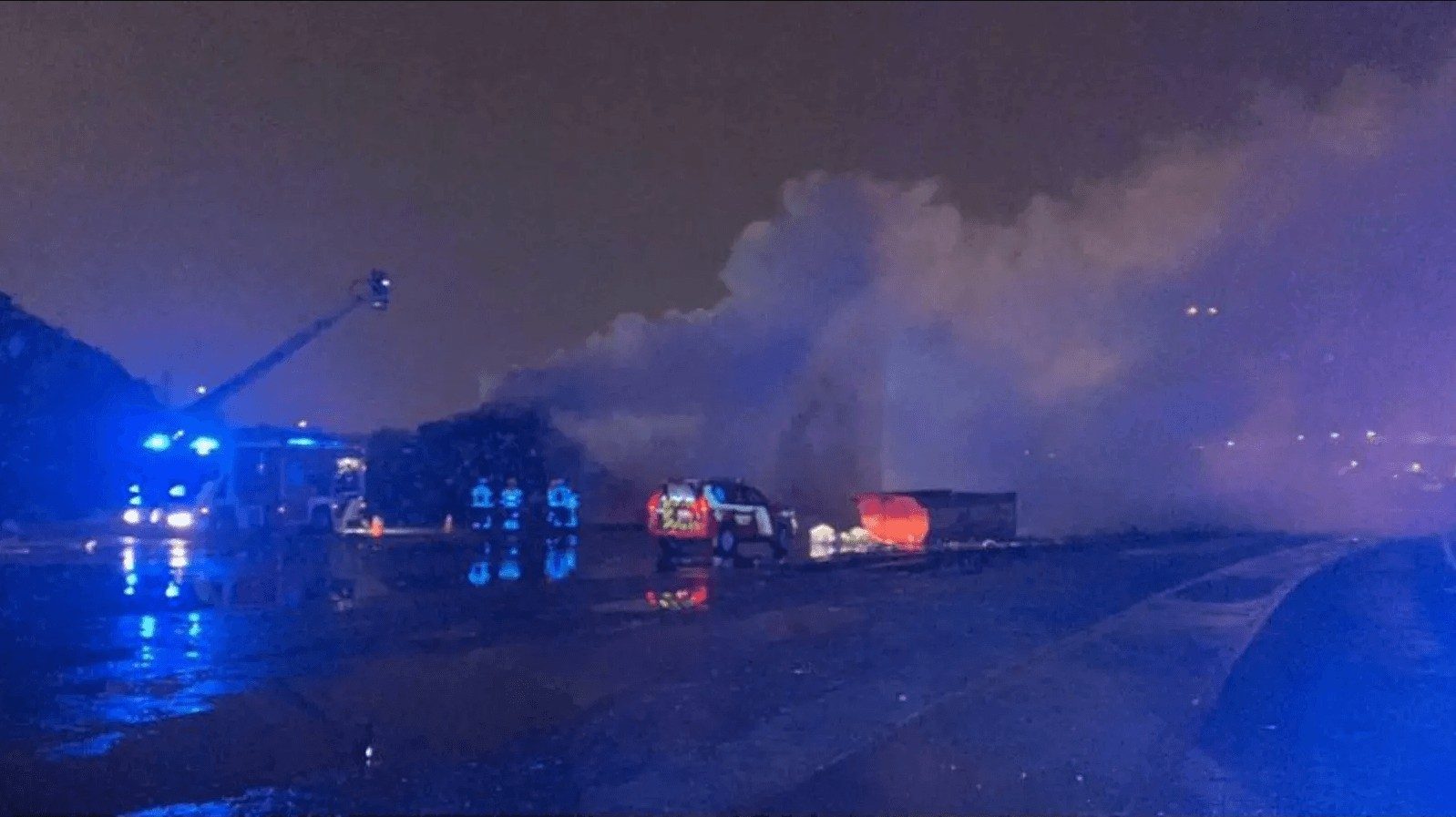 Precintada la chatarrería sin licencia de Villaverde donde se produjo un fuego a mediados de noviembre