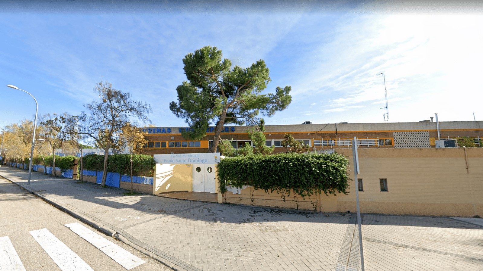 Terol denuncia el derroche de agua tras el vaciado total de las piscinas de verano de Alcorcón Terol denuncia el derroche de agua tras el vaciado total de las piscinas de verano de Alcorcón