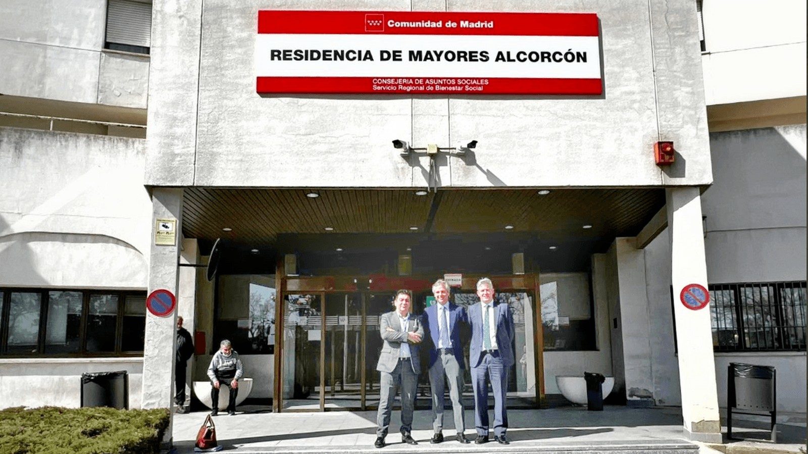 El PP de Alcorcón celebra las inversión regional en la residencia de mayores y en San José de Valderas El PP de Alcorcón celebra las inversión regional en la residencia de mayores y en San José de Valderas