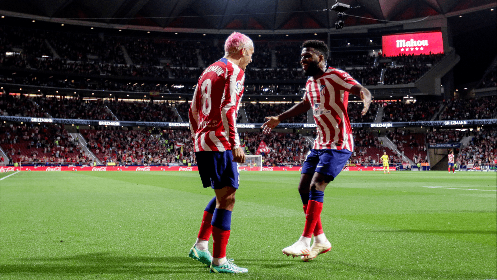 El Atlético de Madrid golea al Cádiz y se coloca segundo tras la derrota del Real Madrid