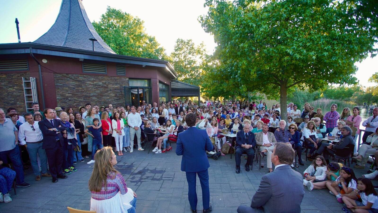 De la Uz: “Tras estos años estoy seguro de que los  vecinos de Las Rozas nos volverían a elegir para hacer frente a  otra crisis”