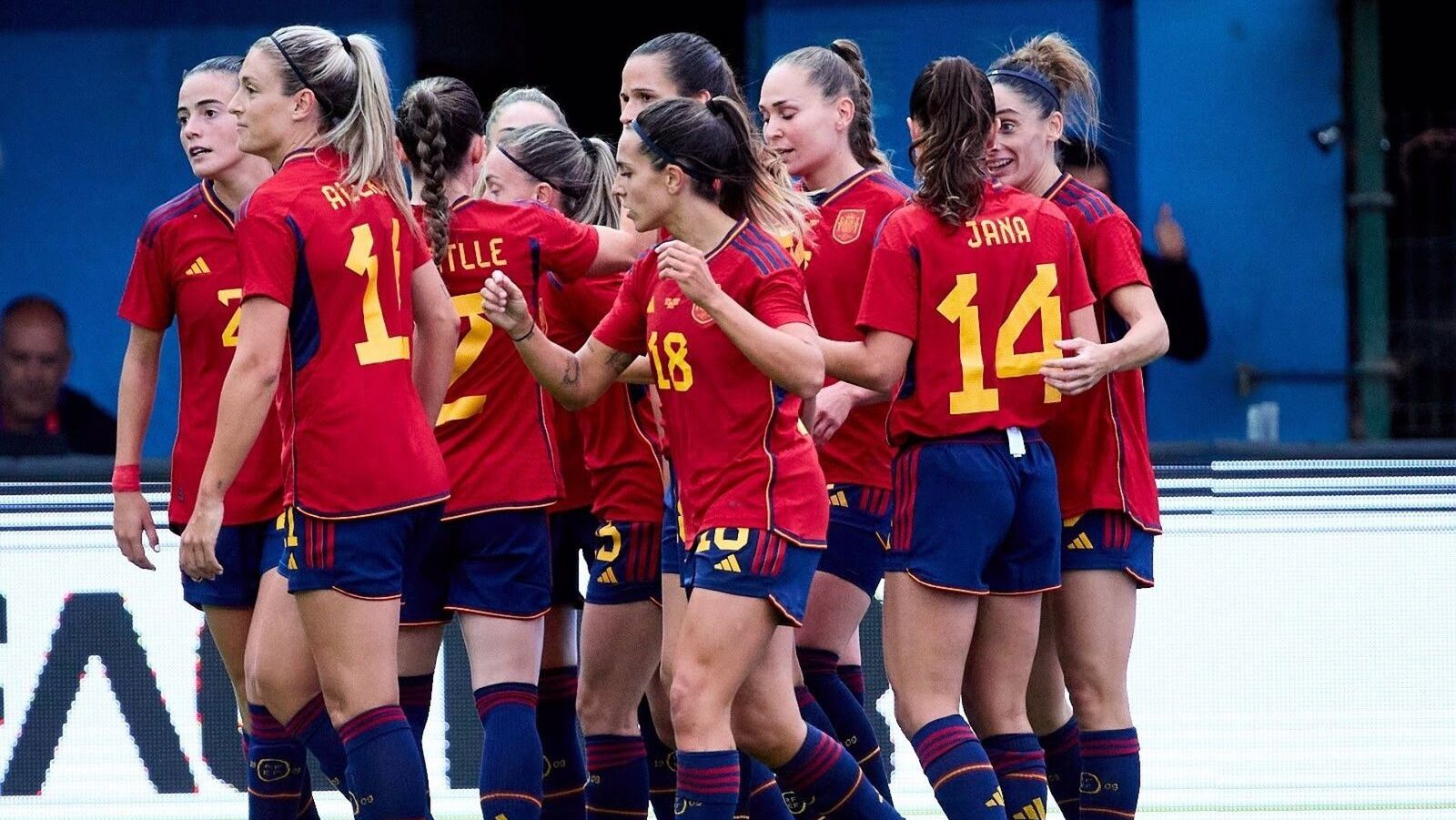 España golea a Panamá antes de que Vilda decida la lista del Mundial