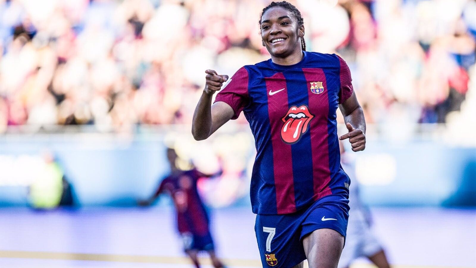 Una espectacular Salma Paralluelo lidera al Barça y el Real Madrid recupera la segunda plaza de la Liga F