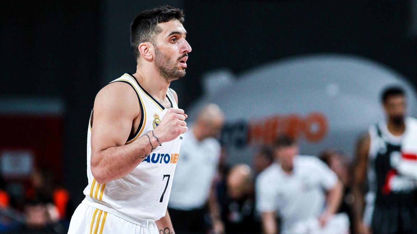 El Real Madrid sufre algo más en Bilbao pero mantiene el pleno