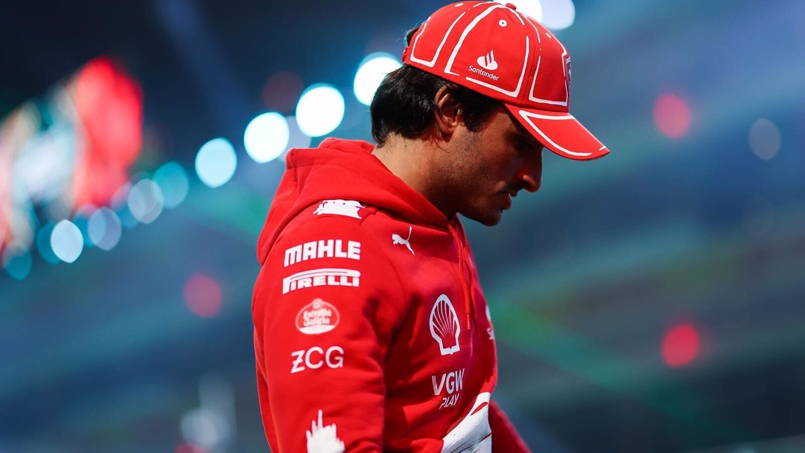 Carlos Sainz: "Ha sido una carrera durísima, y la primera vuelta, una lotería"