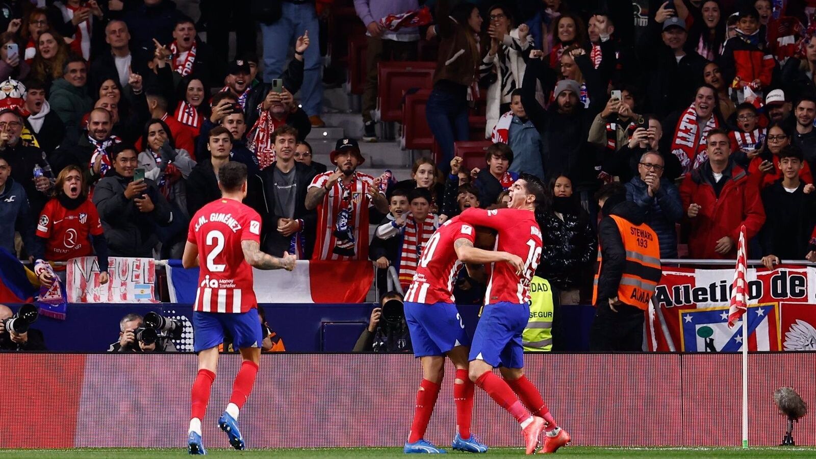 El Atlético de Madrid alcanza los 59.511 socios abonados, récord histórico del club