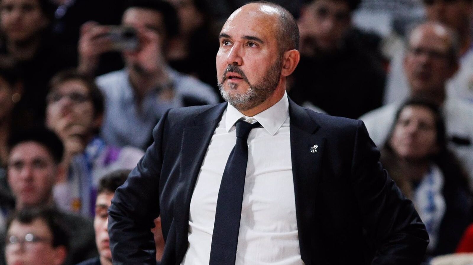 Chus Mateo: &quot;Hay que ser constantes y no despistarnos cuando las cosas van bien o mal&quot;