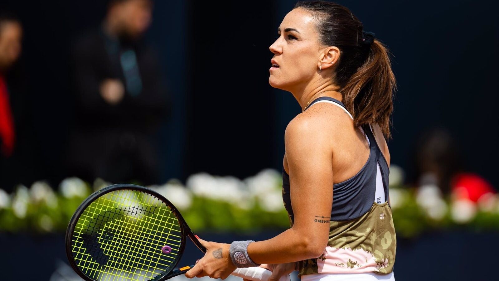 Nuria Párrizas salva el día de la 'Armada' en Indian Wells