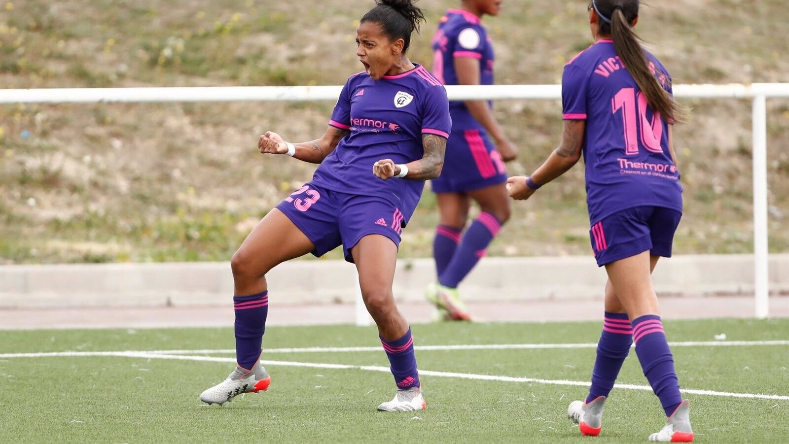 El Madrid CFF mete presión en la 'zona Champions' de la Liga F