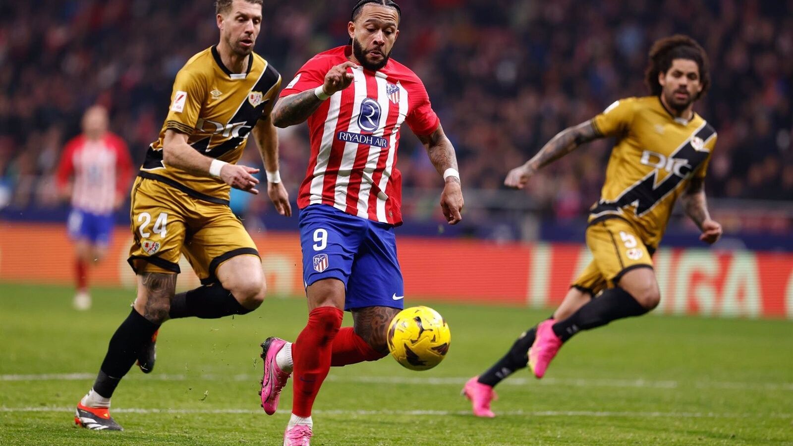 Memphis amarga en el 90' al Rayo Vallecano en el Metropolitano
