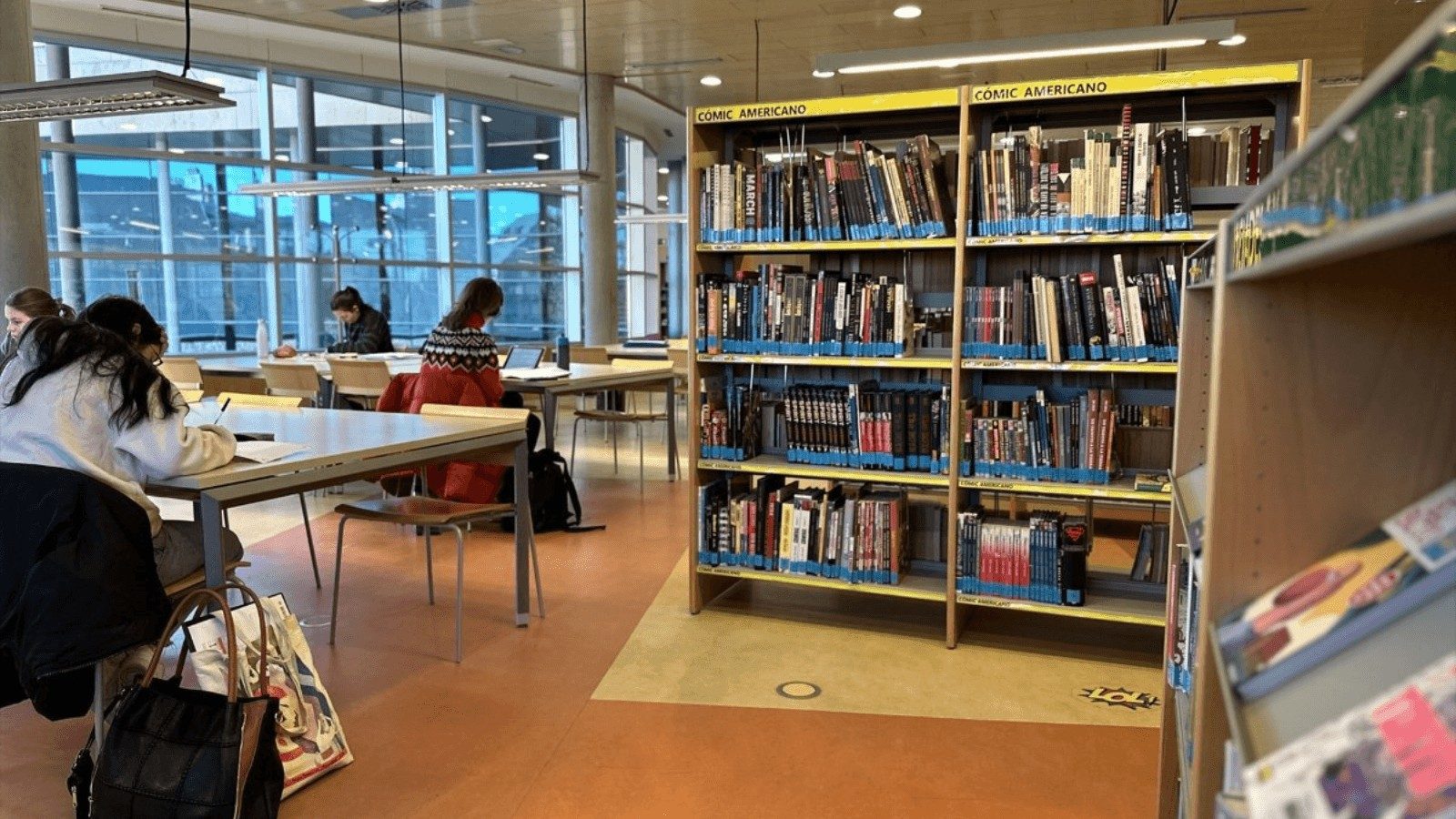 La Biblioteca Municipal Francisco Umbral de Majadahonda amplía el horario de la sala de estudio a los fines de semana La Biblioteca Municipal Francisco Umbral de Majadahonda amplía el horario de la sala de estudio a los fines de semana