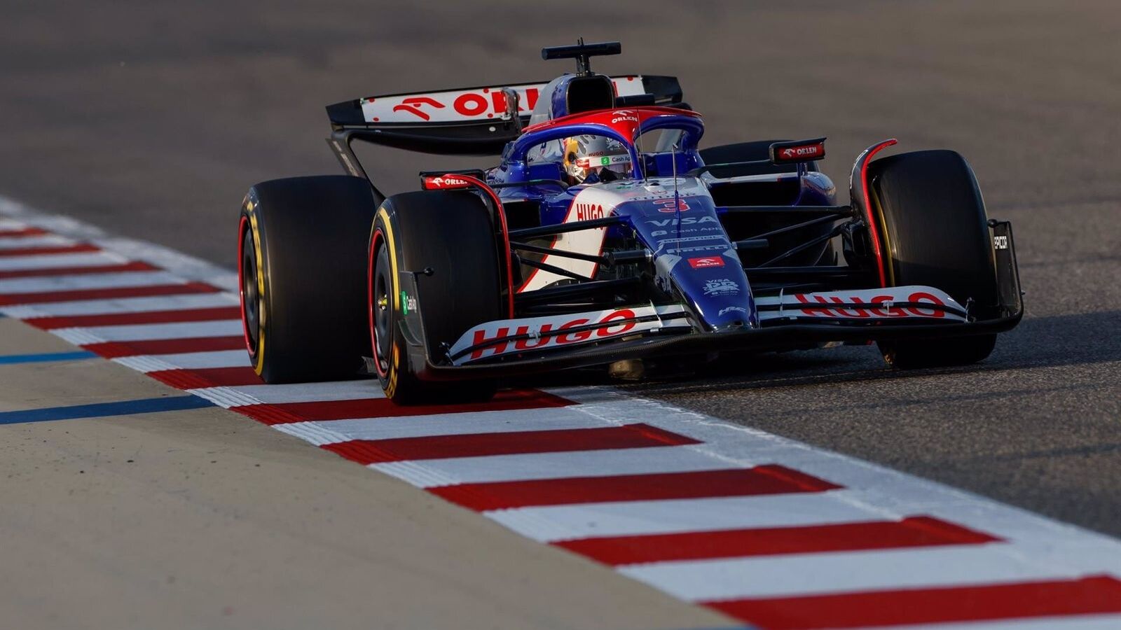 El australiano Daniel Ricciardo manda en unos Libres 1 poco representativos