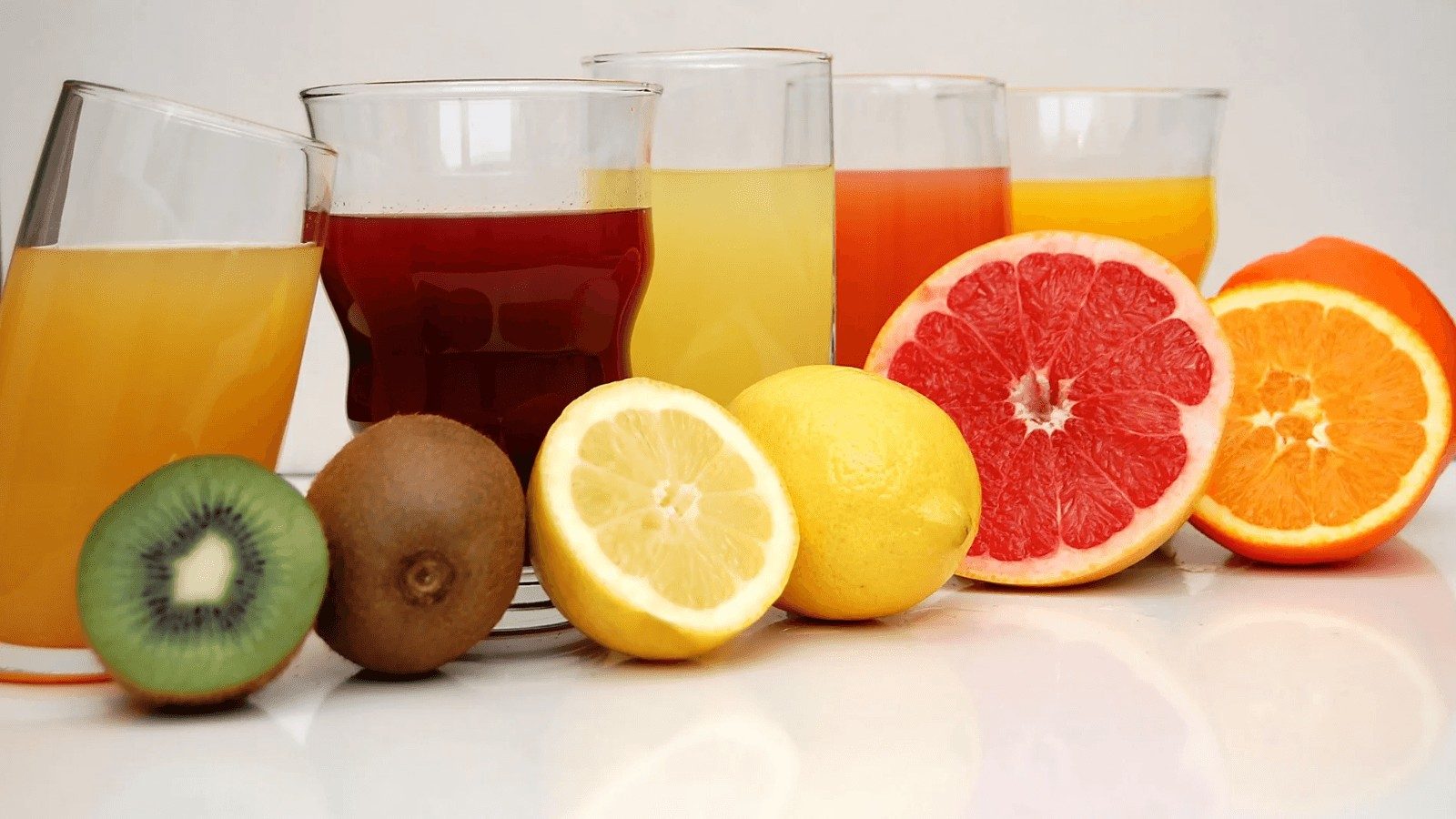 Consumir solo zumos puede afectar negativamente al microbioma intestinal y oral, según un estudio Consumir solo zumos puede afectar negativamente al microbioma intestinal y oral, según un estudio