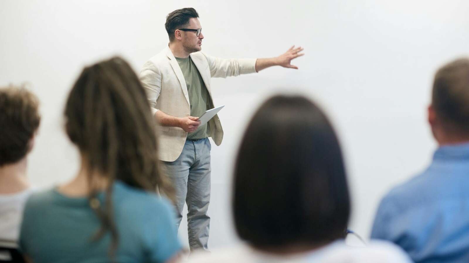 ¿Es la docencia el futuro para muchos profesionales?