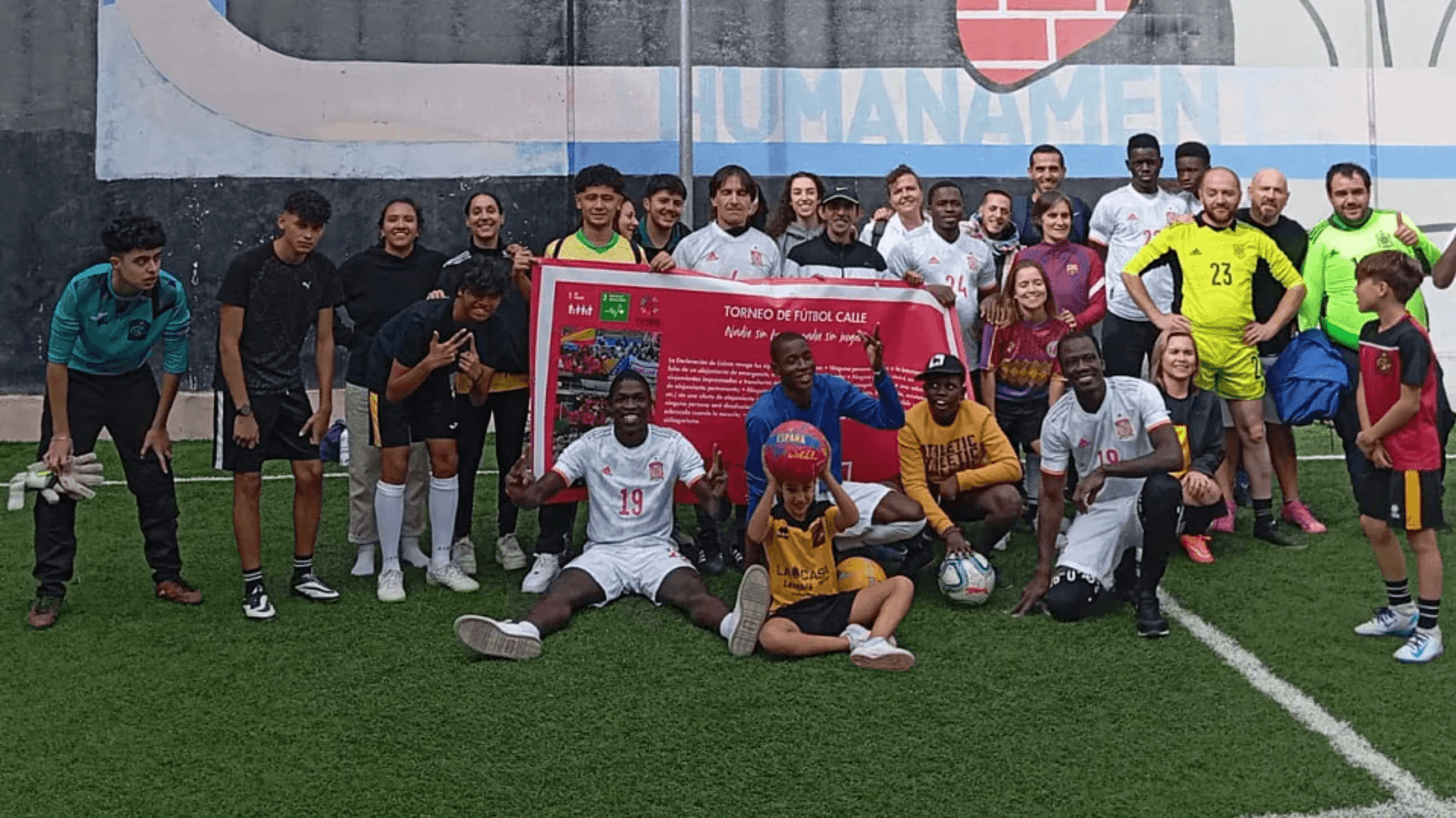 La RFEF ha organizado un torneo en Lavapiés para personas sin hogar