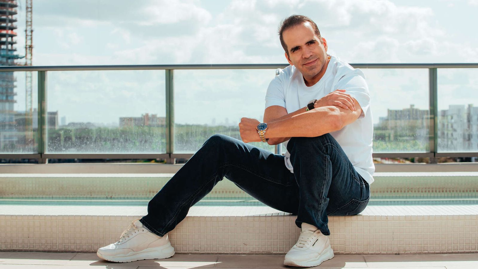 Manuel Alejandro Rojas Aparicio: Nadie te está frenando. Solo tú, tus excusas… y el olvido de quién eres