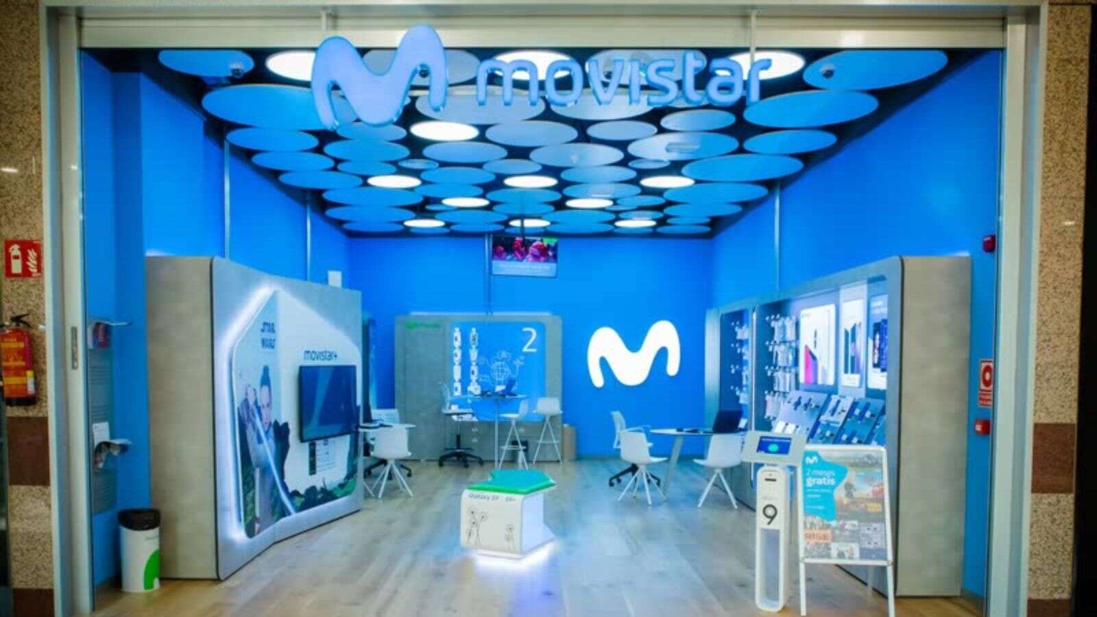 Roban los datos de 21 millones de clientes de Movistar