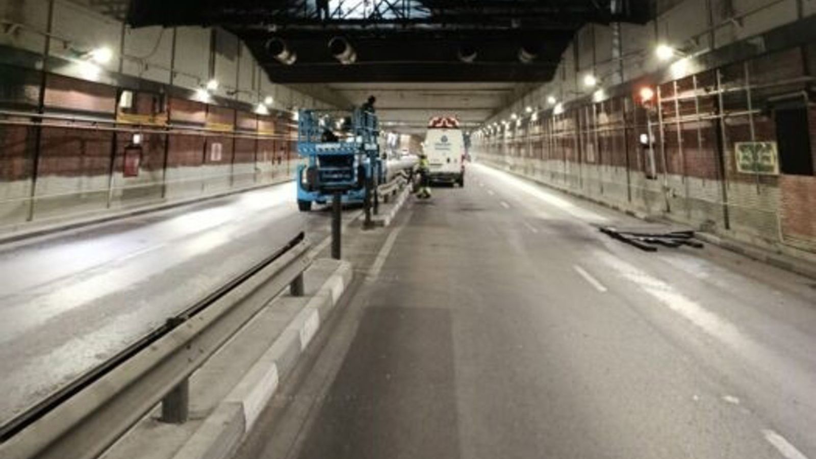 Madrid aprueba 29 millones para renovar alumbrado, túneles y otras infraestructuras