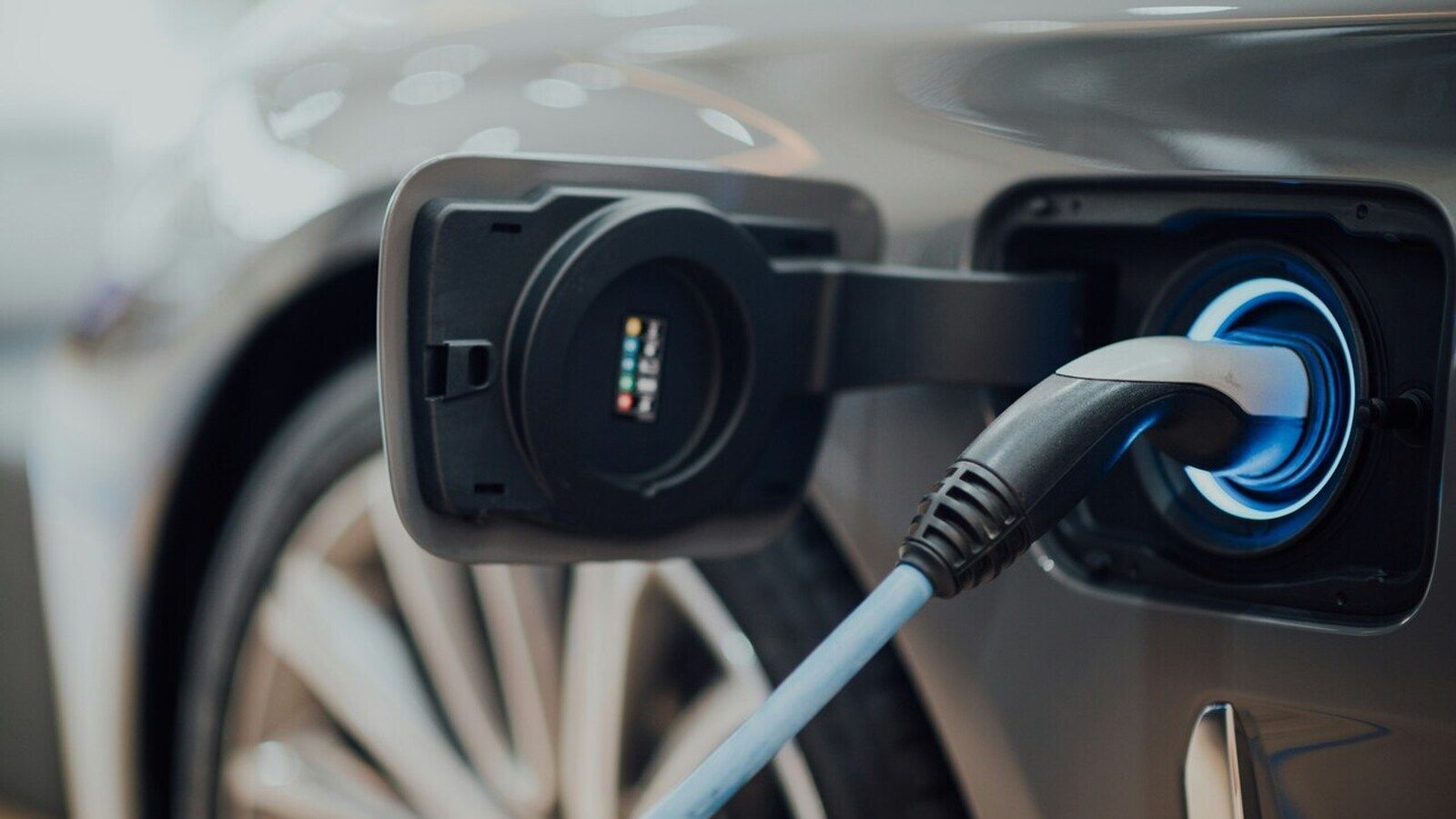 Recargar tu coche en ciudad: cómo integrarlo en tus recados sin cambiar tu día
