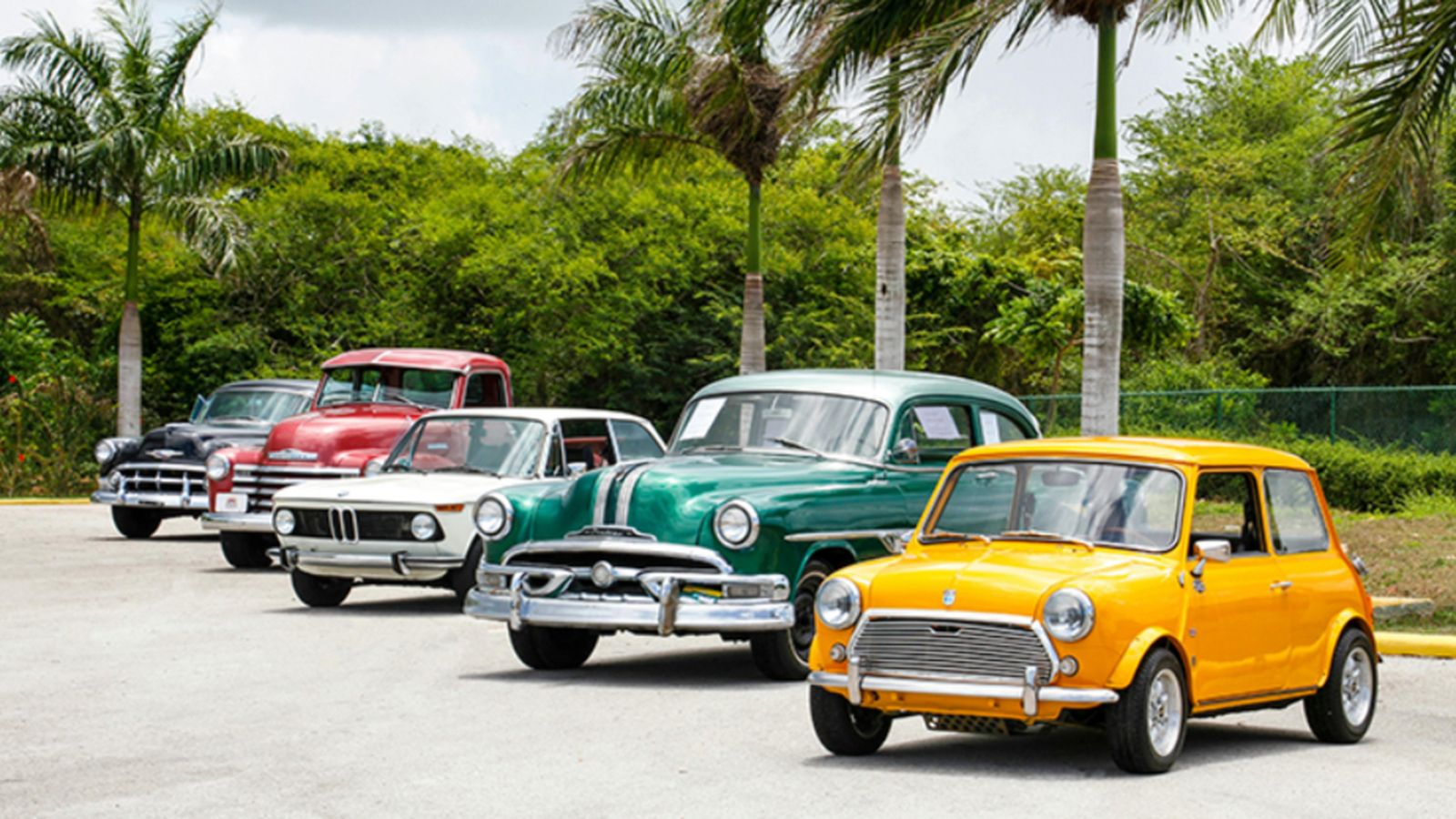 Coche clásico vs. coche histórico: diferencias clave y cómo afectan al seguro