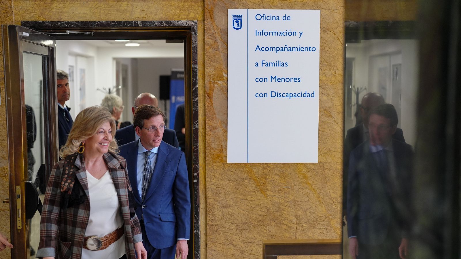 Madrid estrena una oficina pionera para familias con menores con discapacidad