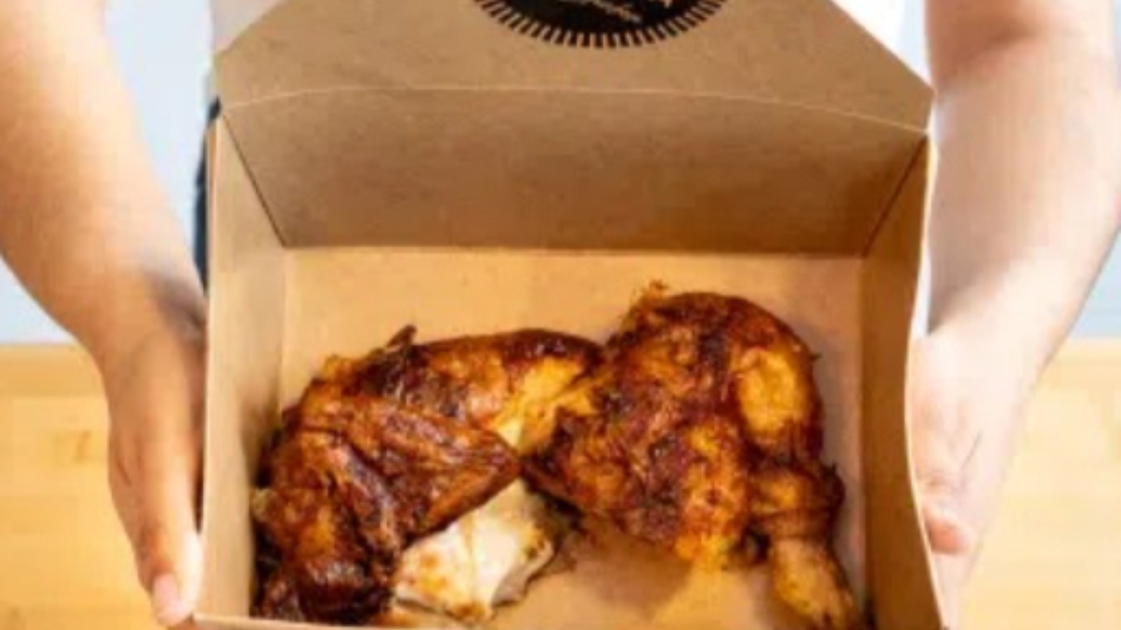 Sanchinarro: el barrio de Madrid donde el pollo asado de Sublima Brave Chicken se ha convertido en la comida de referencia