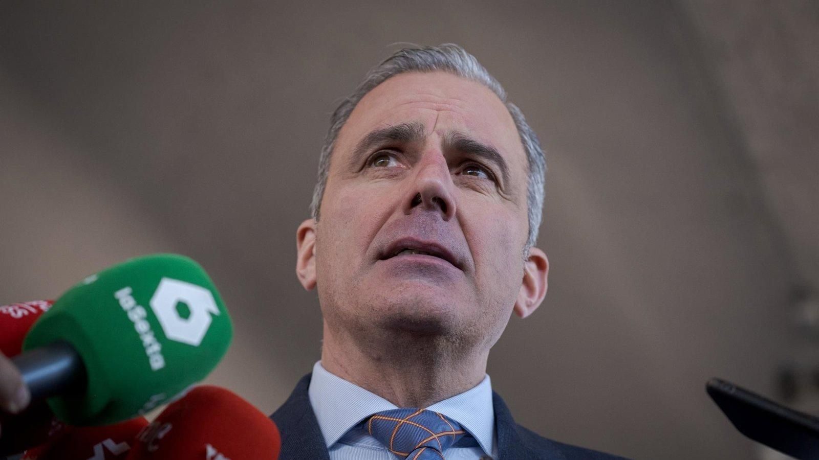 Ortega Smith reafirma su compromiso con el servicio público madrileño Ortega Smith reafirma su compromiso con el servicio público madrileño