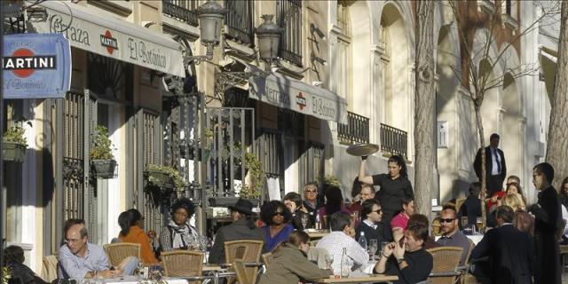 Aumenta un 5,6 % la cifra de negocios en el sector servicios
